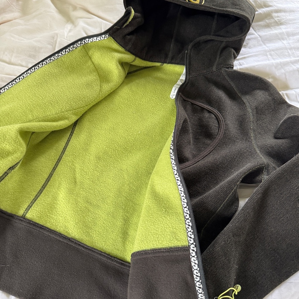 Lululemon Scuba Hoodie.  Brown and black herringbone pattern.